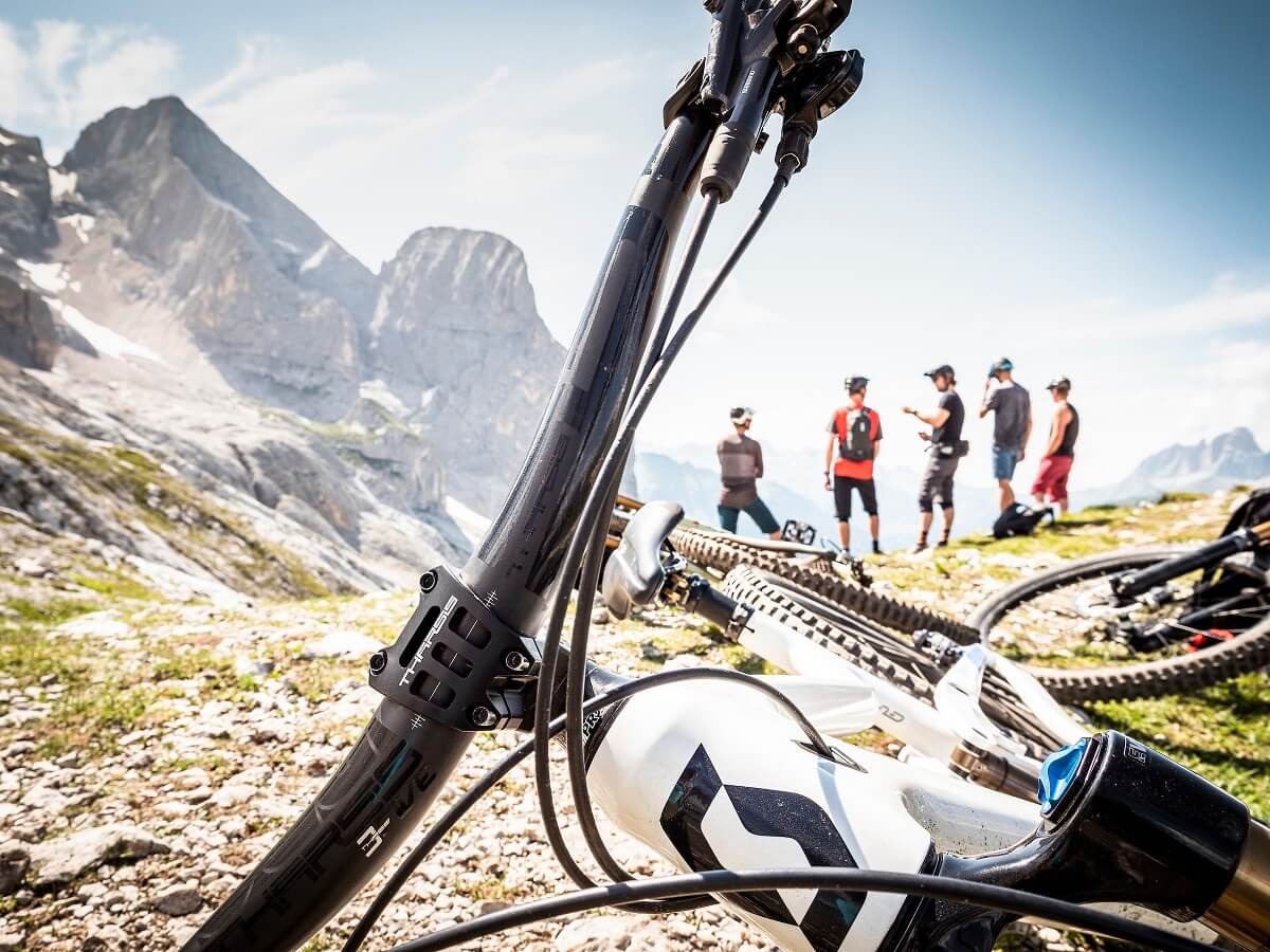 THARSIS 3FIVE CARBON