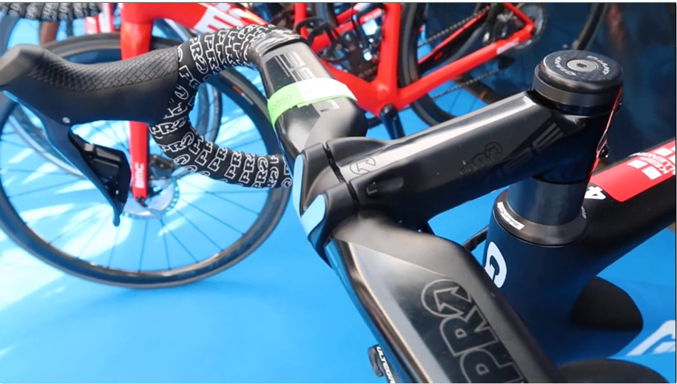 New Shimano PRO Vibe Road Bike Handlebar/Drop Bar 31.8mm x 44cm Compact fits Di2 